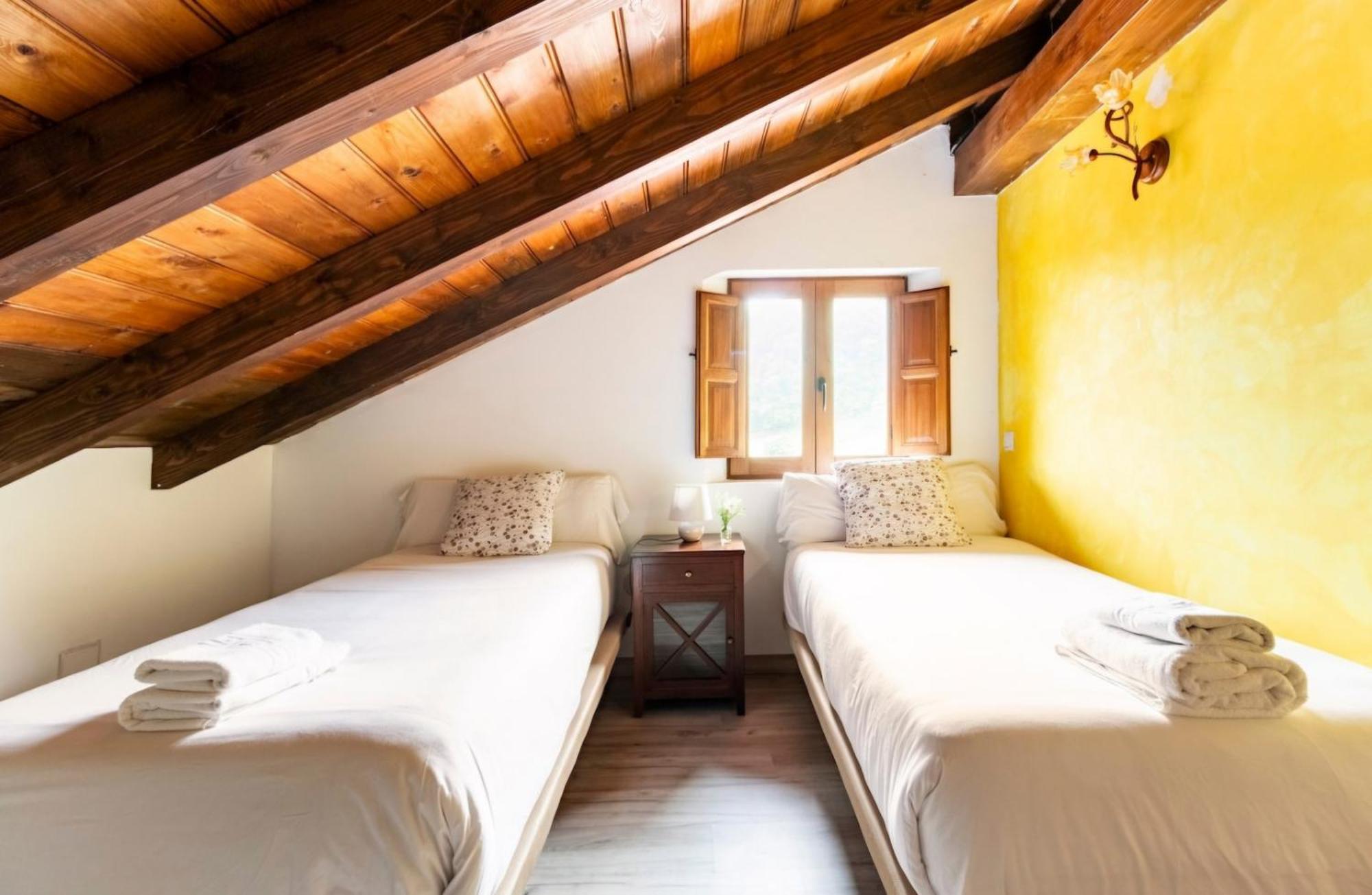 San Miguel de Luena Casa De Pueblo Las Golondrinas De Luena מראה חיצוני תמונה