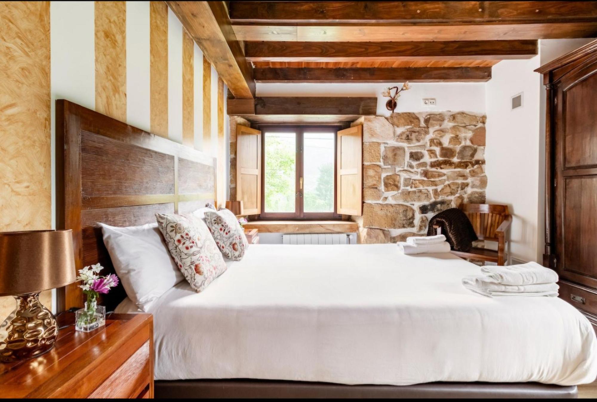 San Miguel de Luena Casa De Pueblo Las Golondrinas De Luena מראה חיצוני תמונה